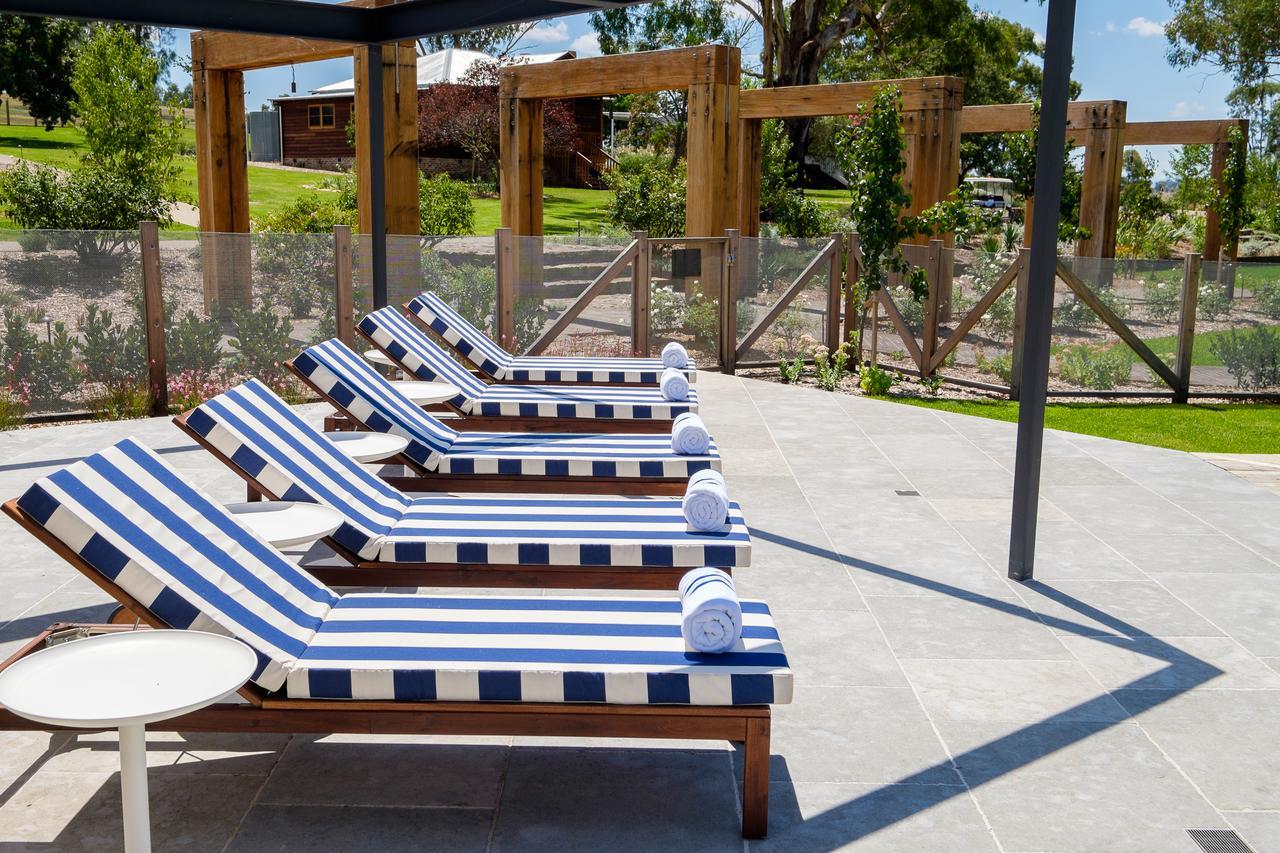 Goonoo Goonoo Station Hotel Tamworth Luaran gambar Pool at the Hotel